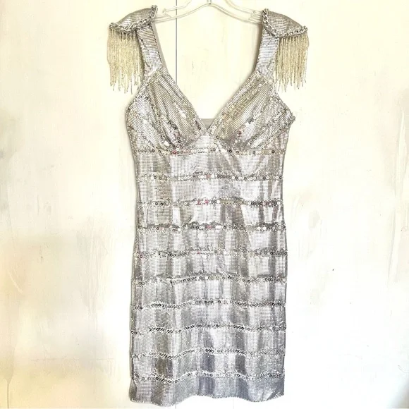 162. BASIX Black Label Silver Metallic Cochella Style Mini Dress •2 - Picture 4 of 16